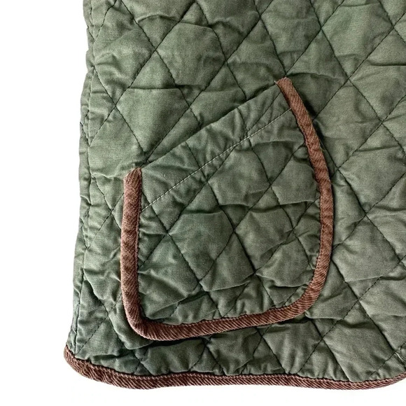 QUILTED COTTON BUTTON FRONT HOODED VEST LIKE NEW | SIZE: SMALL - Picture 3 of 9